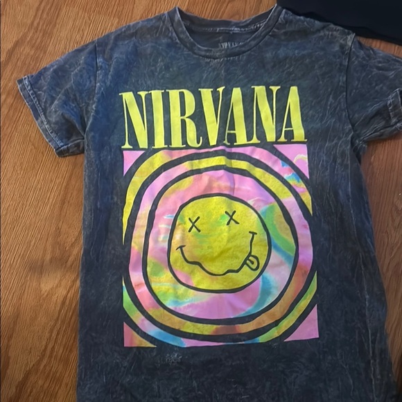 NIRVANA Black Short Sleeve Tees Iconic Graphic - Picture 2 of 4